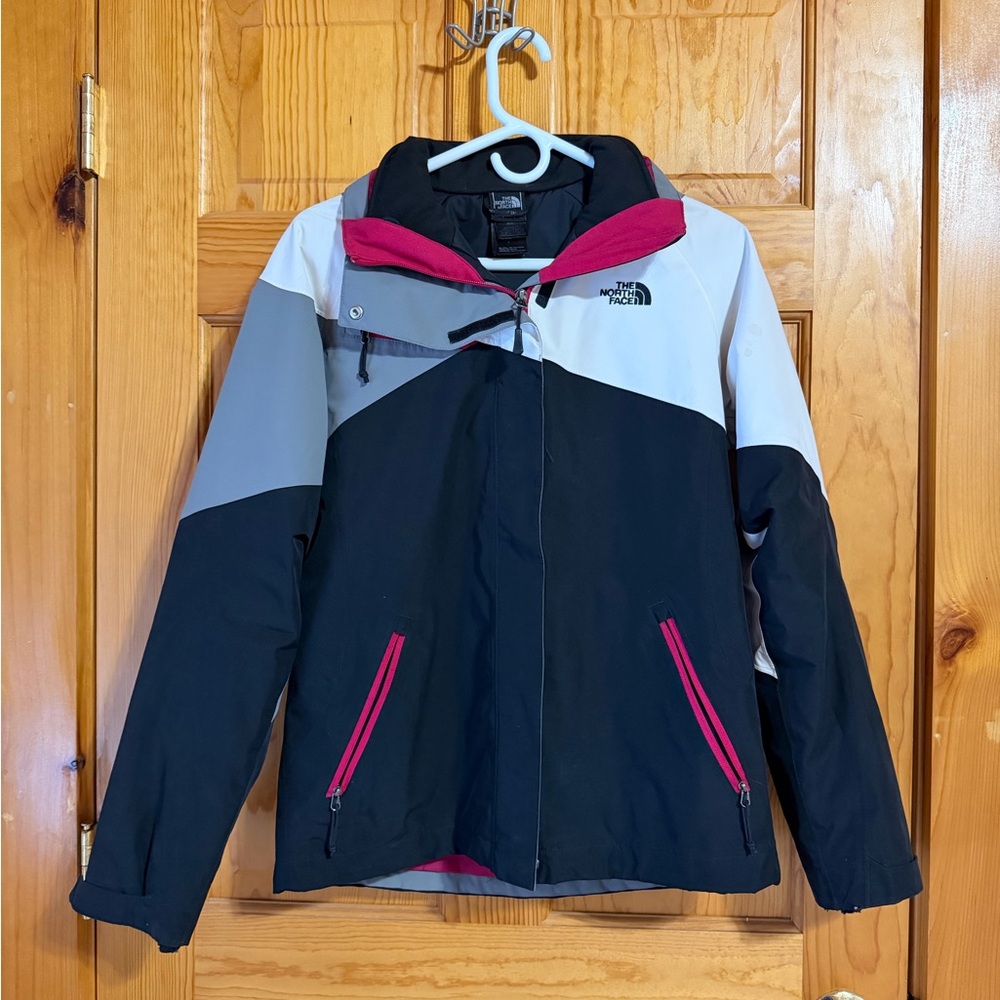 The North Face Women's Black and Gray Ski Jacket with Pink Details